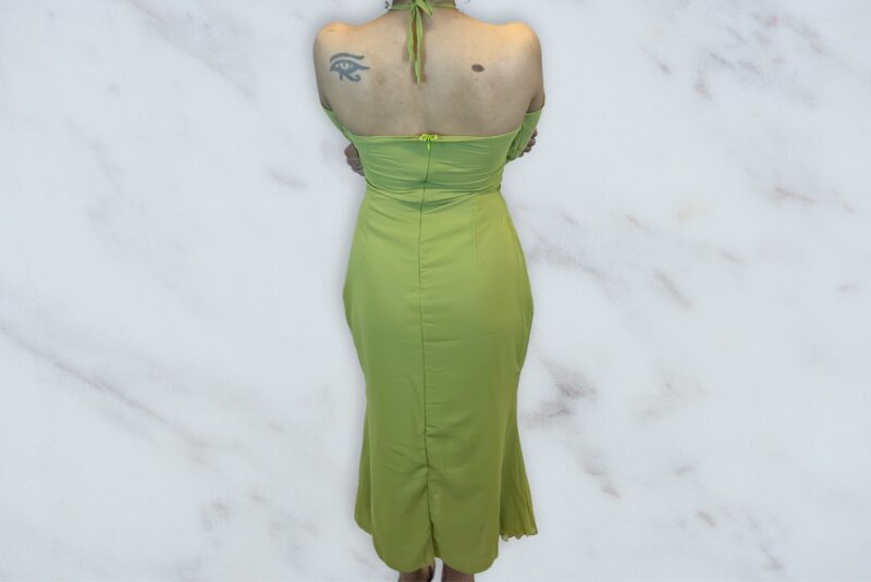 Robe satiné dos nu